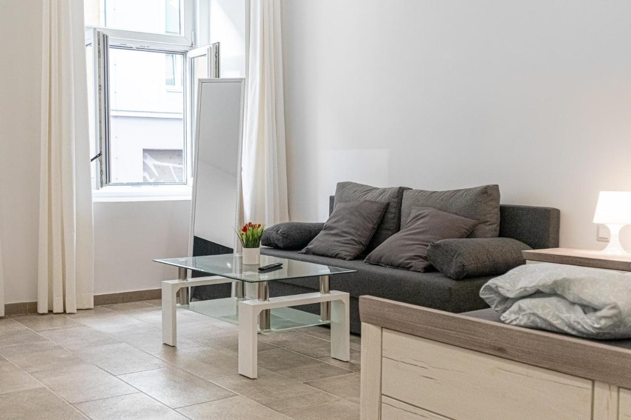 Homelike 2BR apt. Reumannpl. -perfect f. Longstays Wien Eksteriør bilde