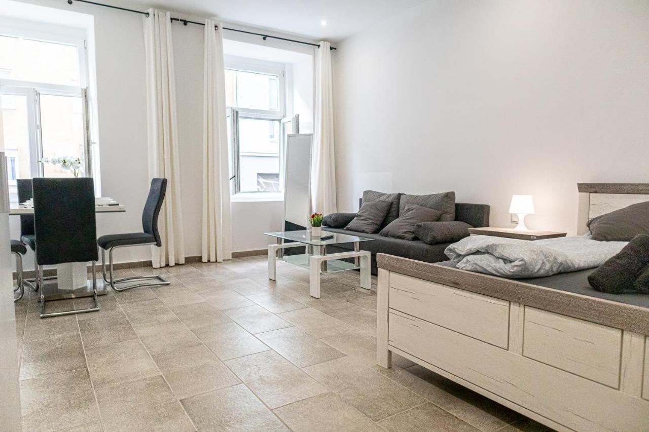 Homelike 2BR apt. Reumannpl. -perfect f. Longstays Wien Eksteriør bilde